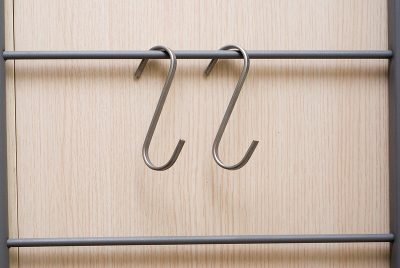 Metal wire hooks